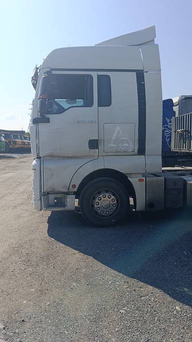 Sitrak C7H 4x2 ZZ4186V361HE