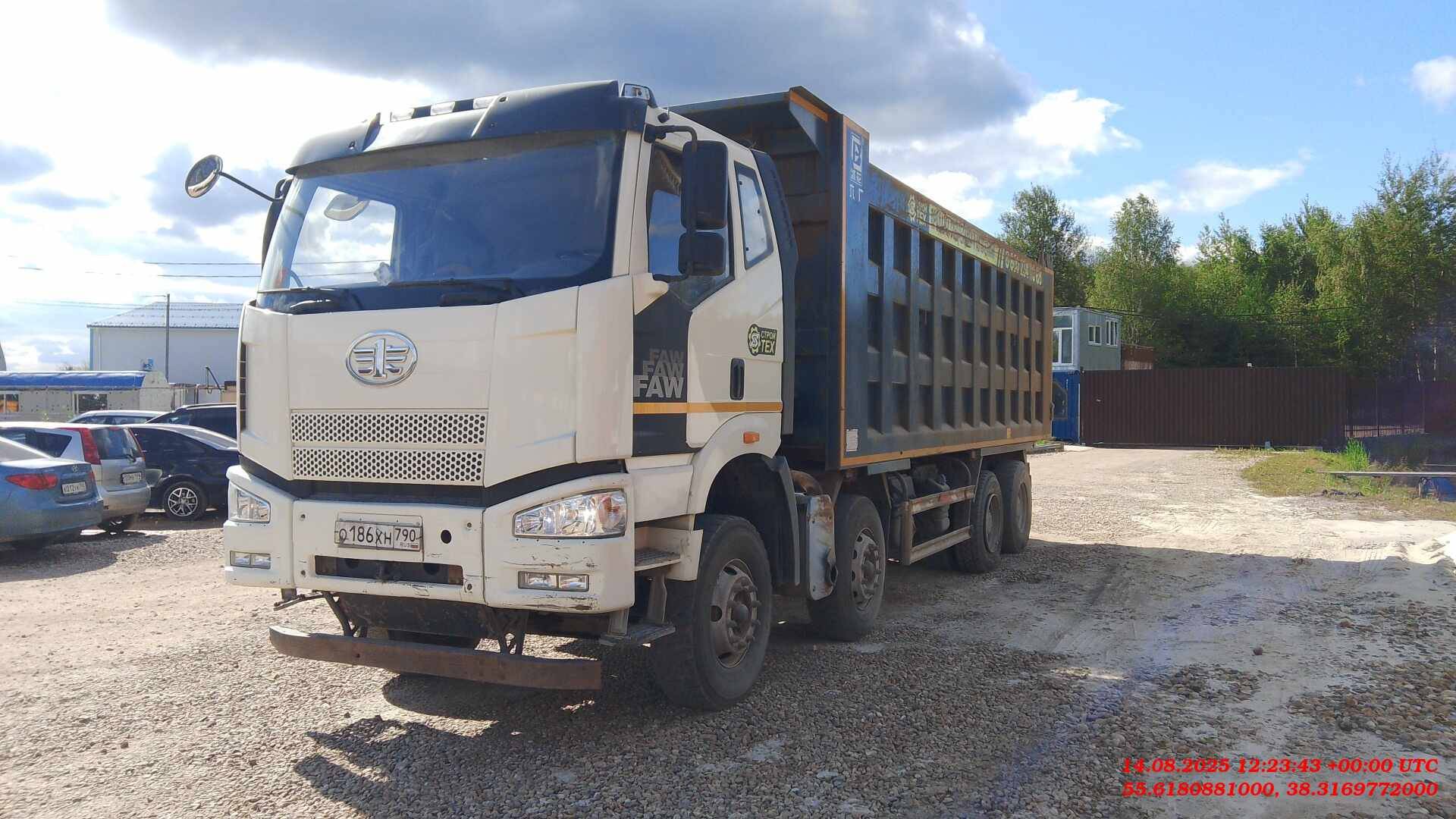 FAW CA3310P66K24T4E5 8х4