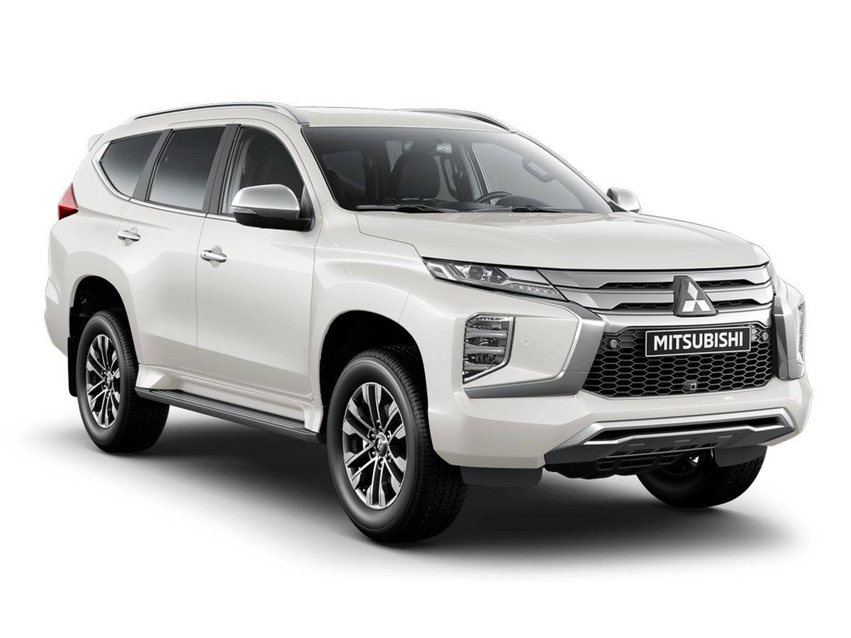 Mitsubishi Montero Sport - White Solid