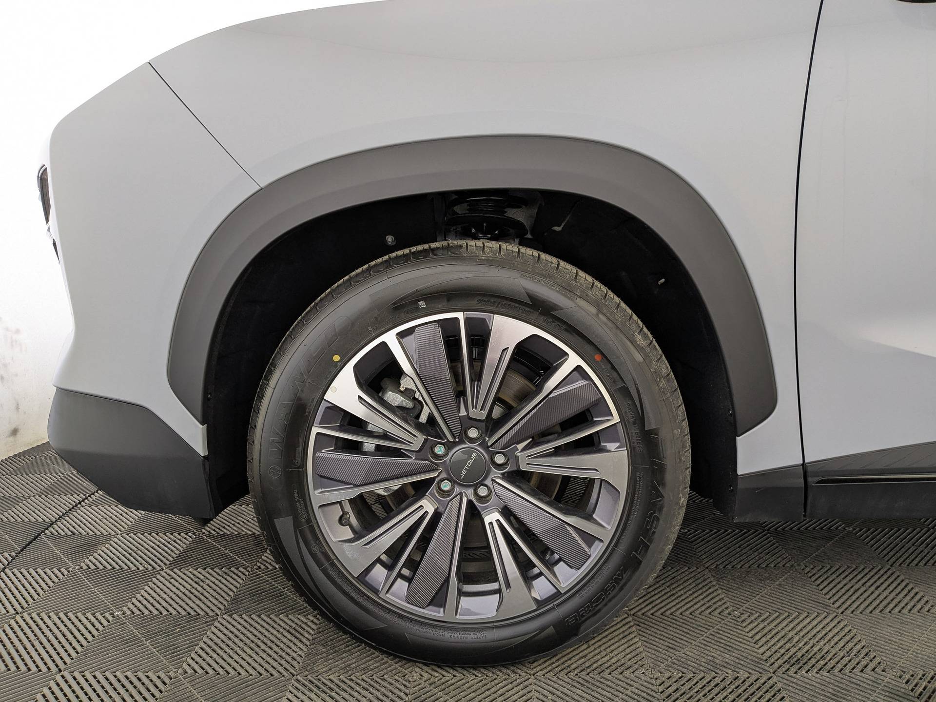 Jetour Dashing 1.6TGDI 7DCT Luxury