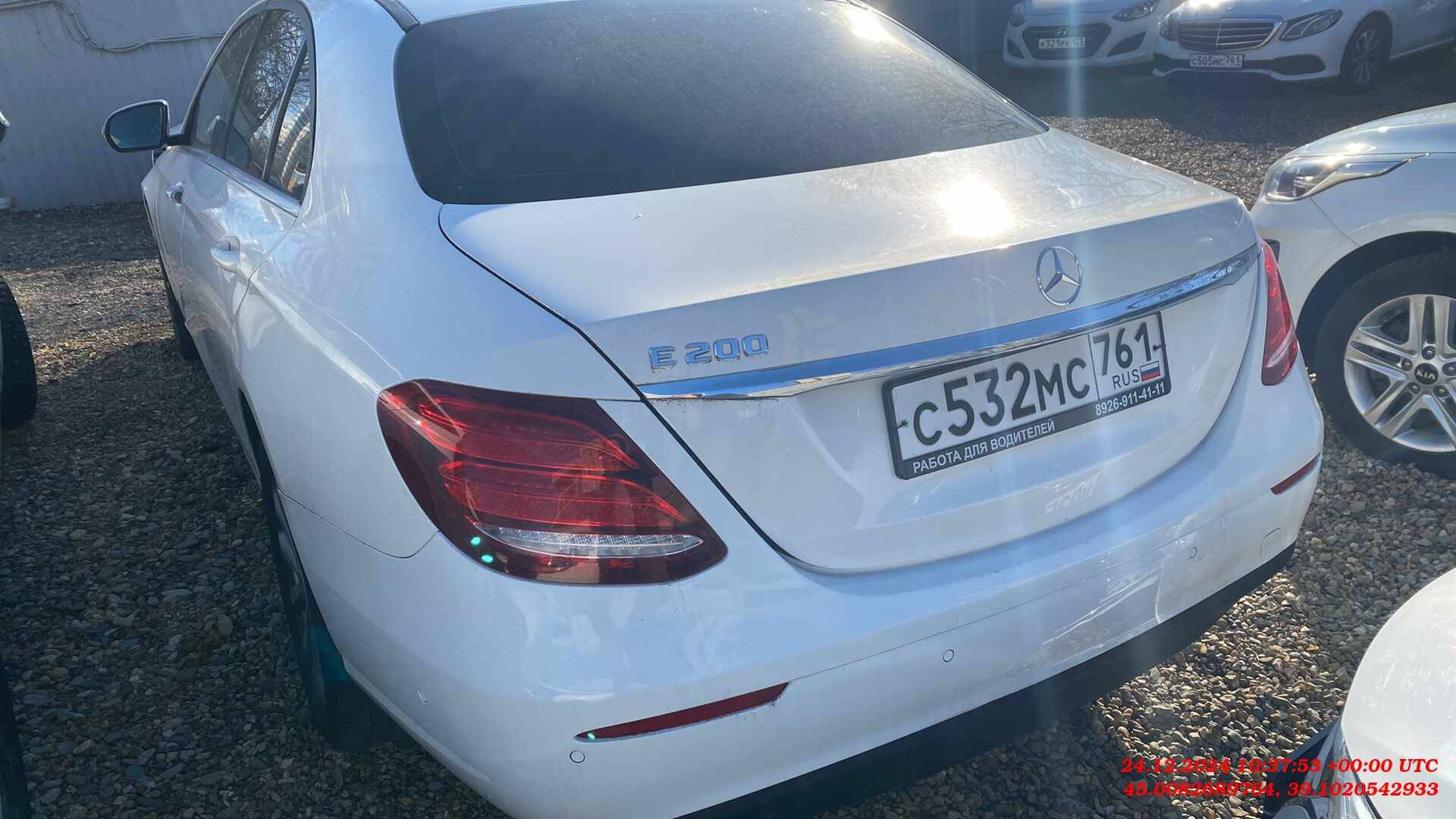 Mercedes-Benz E седан Лот 000006214