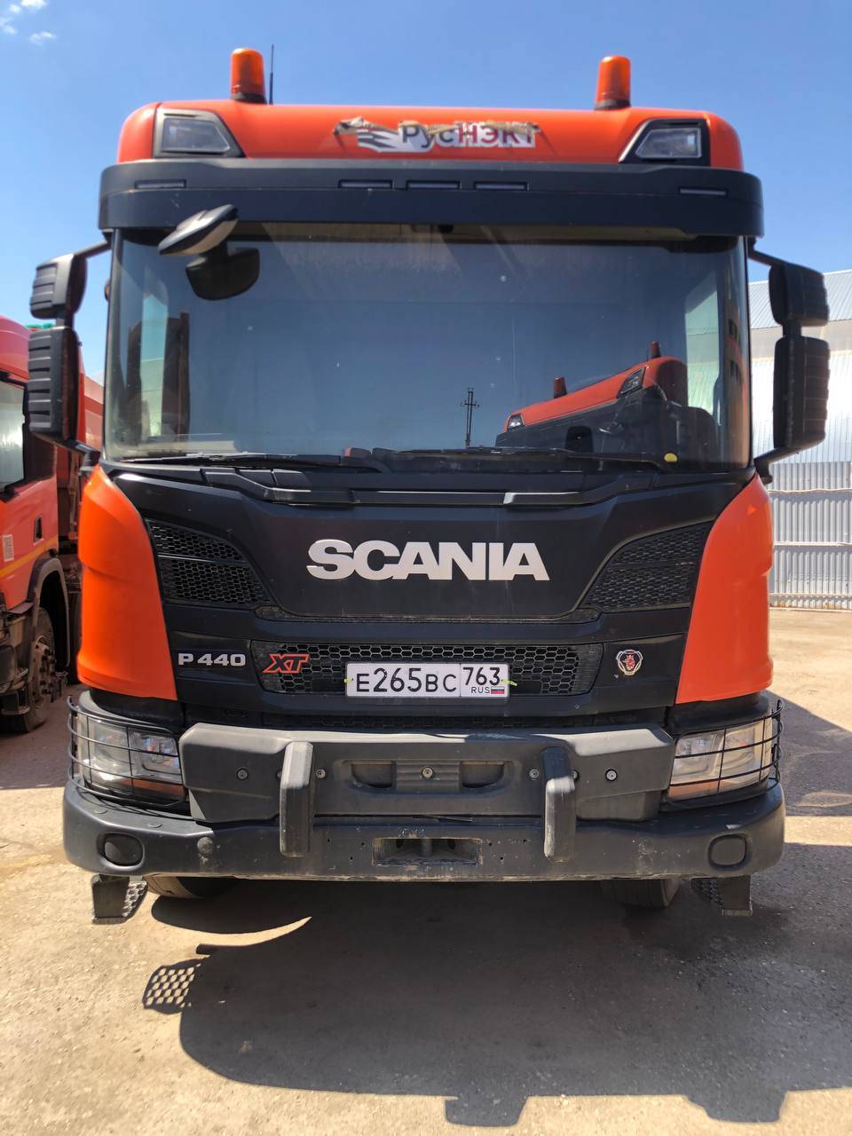 SCANIA P 440 B8x4HZ (СP17)