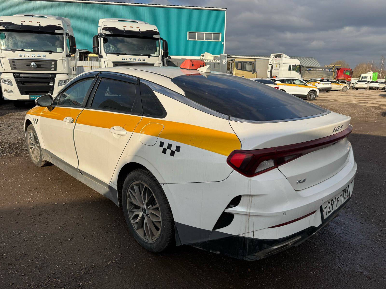 KIA K5 Лот 000008382