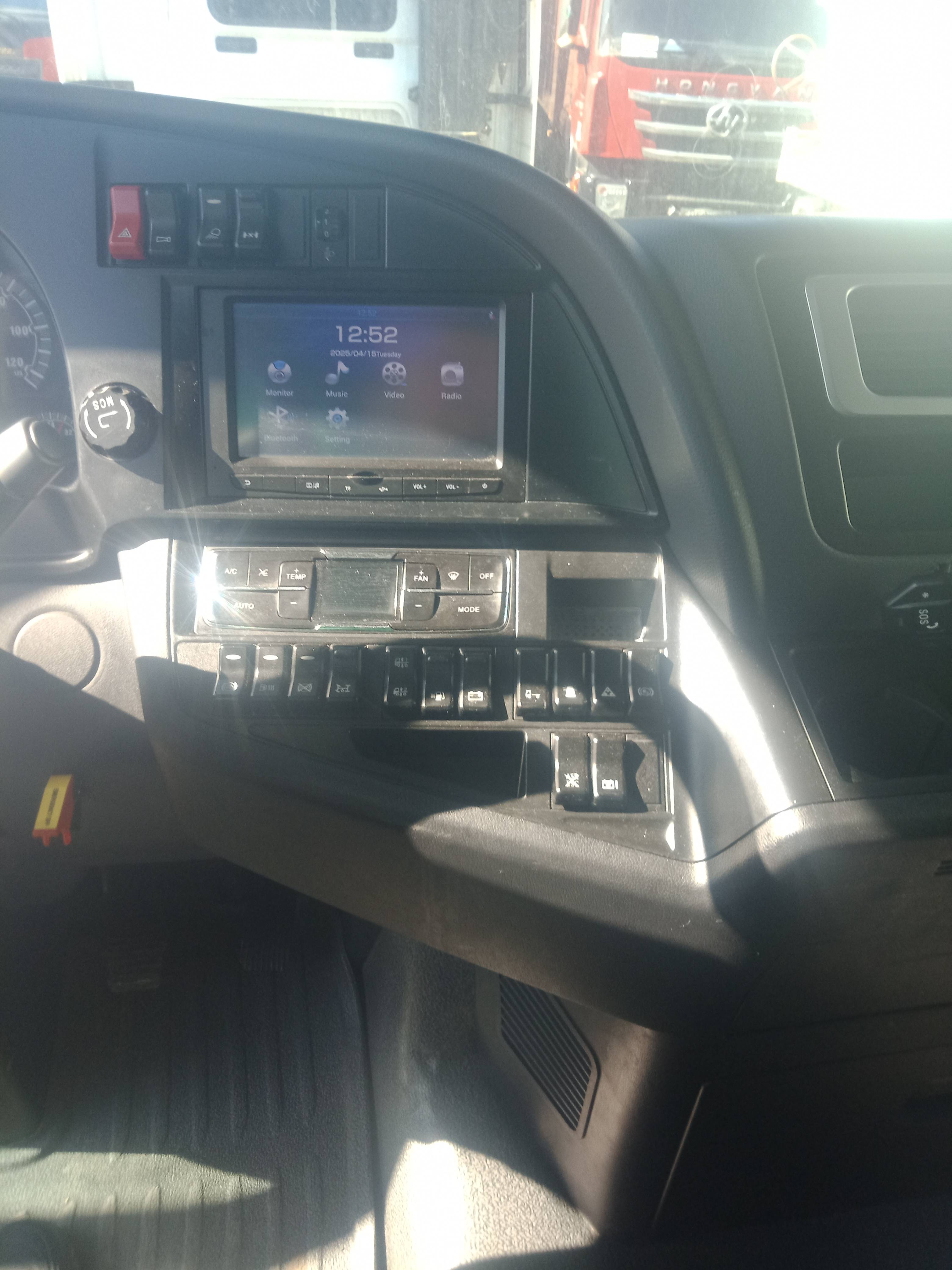Sitrak ZZ4186V391HE Лот 000008030