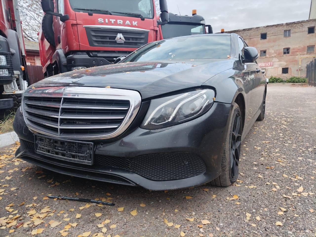 Mercedes-Benz E седан