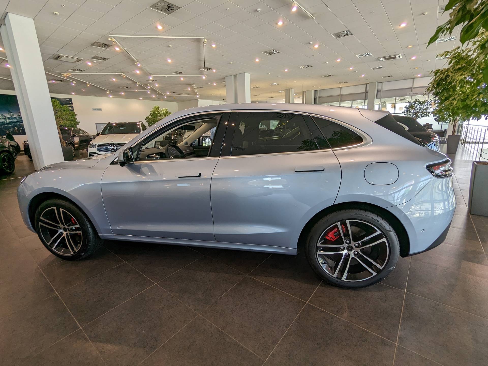 Seres M5 Premium 1.5hyb AT 4WD