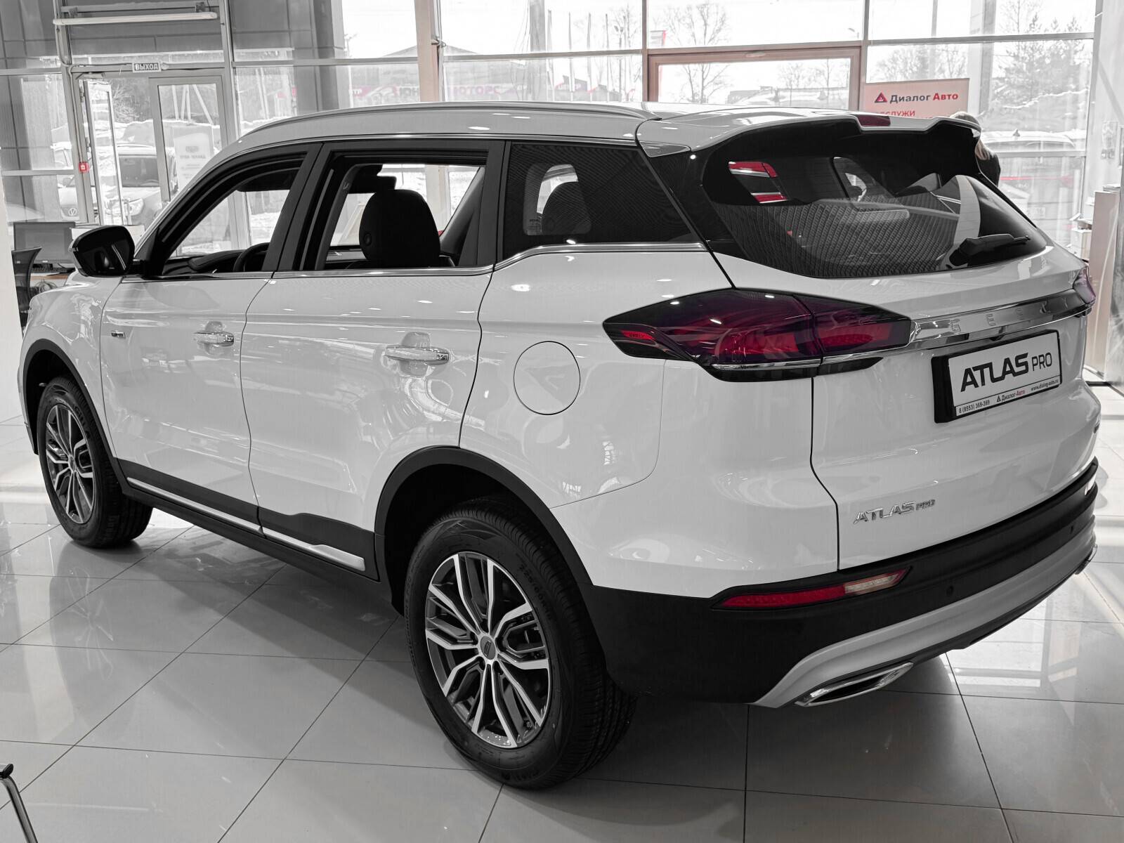 Geely Atlas Pro Flagship+ 1.5T DCT7 4WD