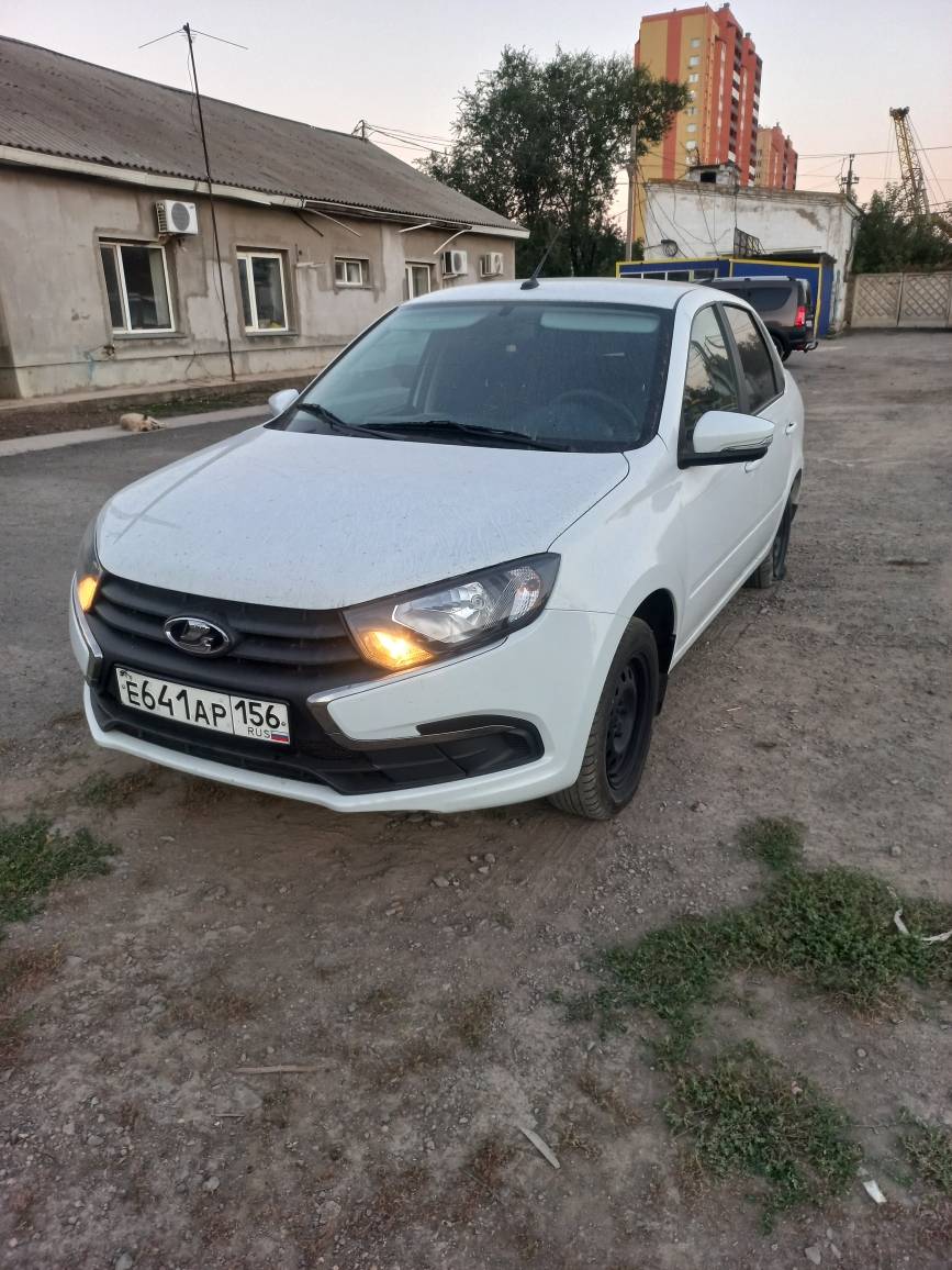 Lada Granta седан Лот 000004017