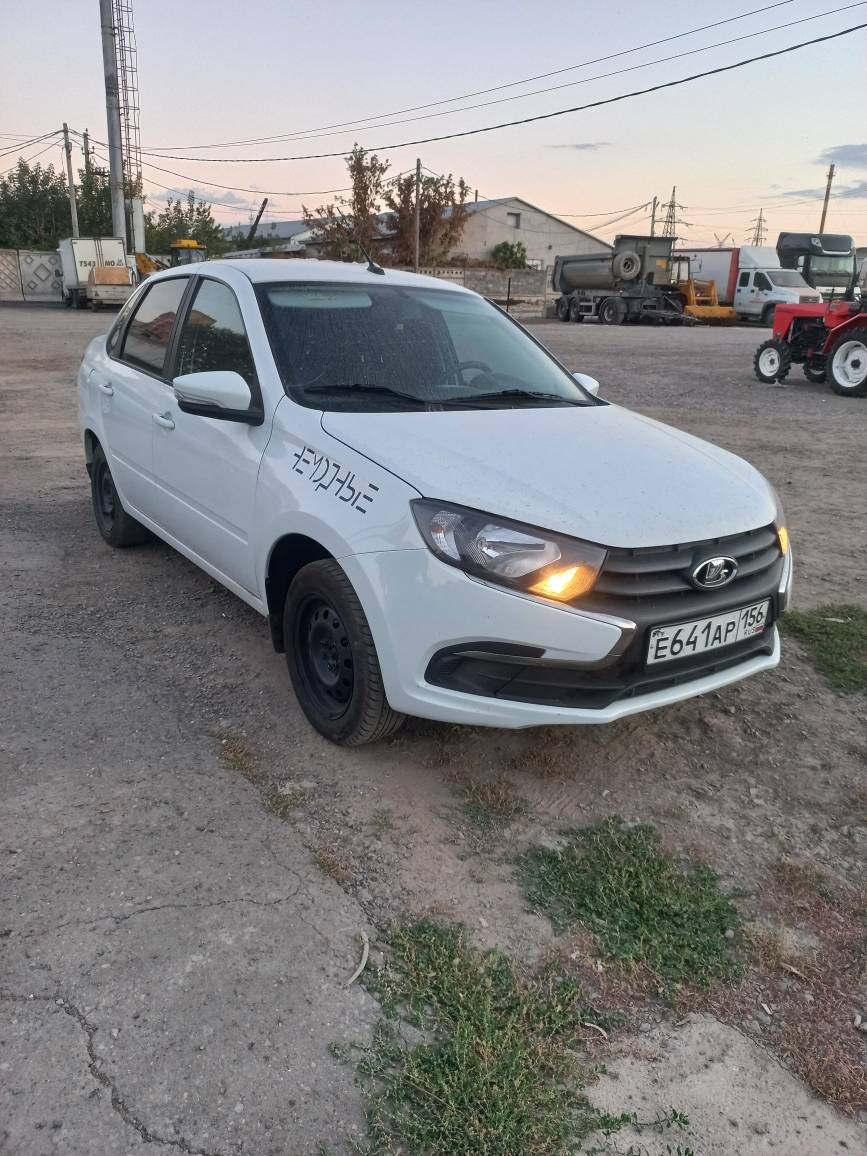 Lada Granta седан Лот 000004017