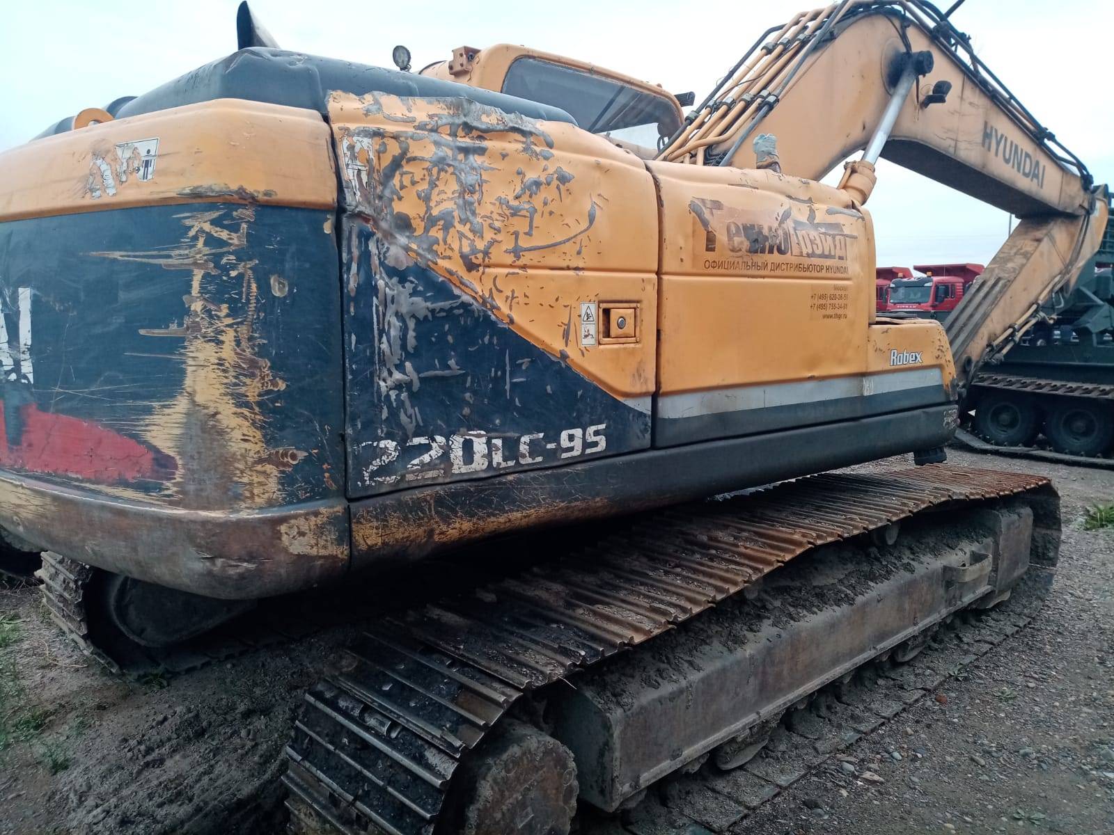 Hyundai R220LC-9S Лот 000000179