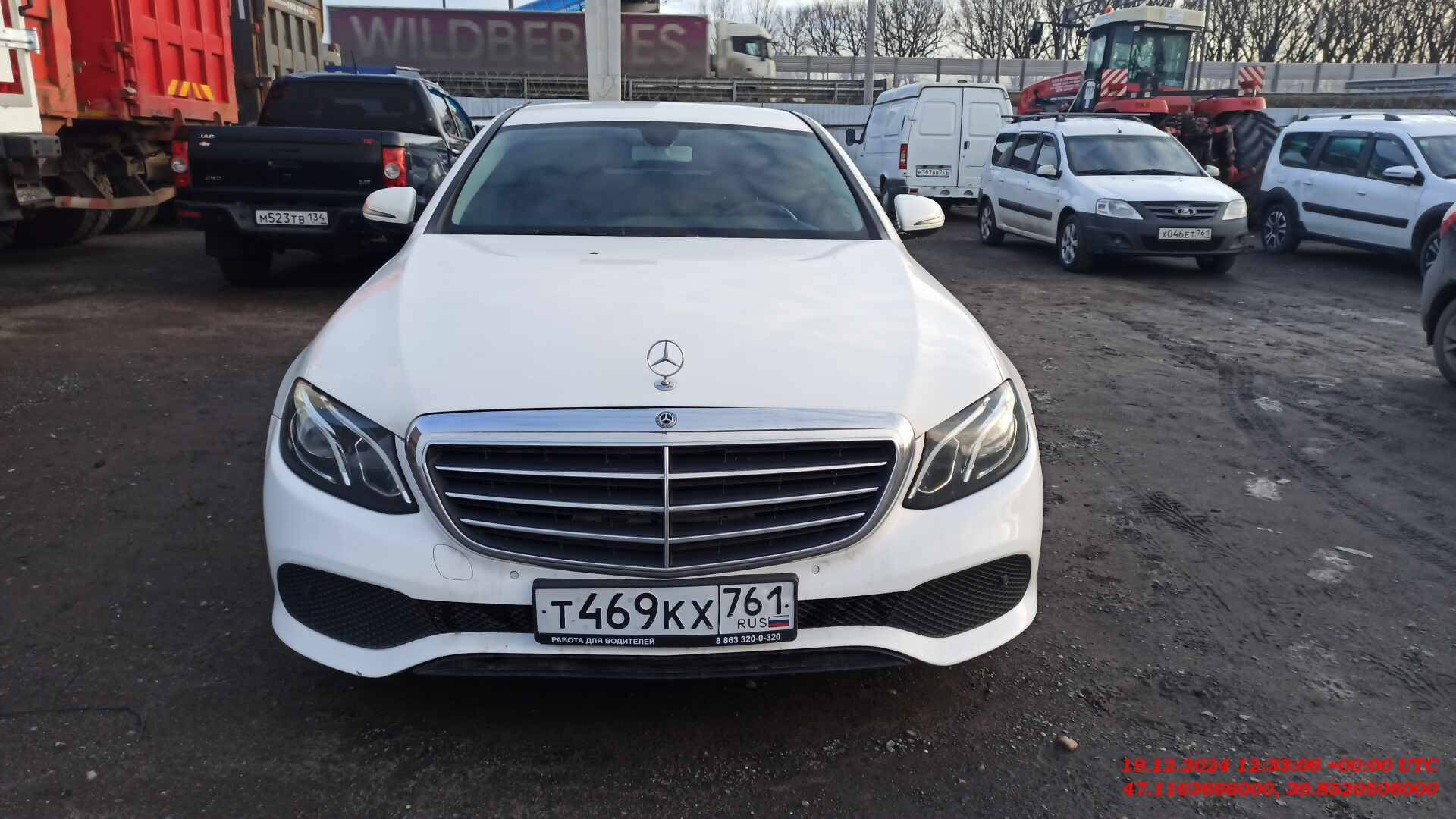 Mercedes-Benz E седан Лот 000005659