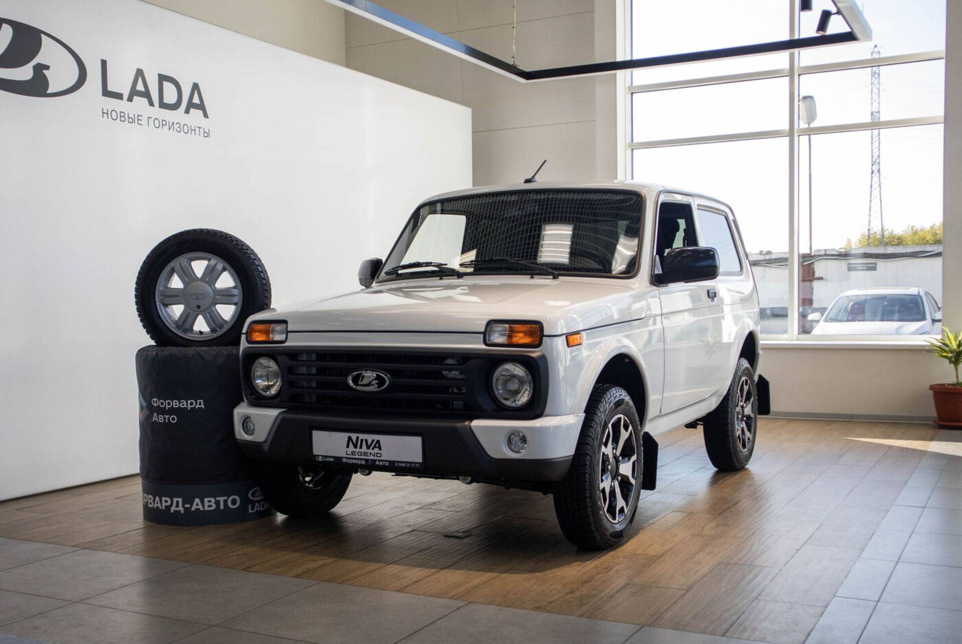 LADA Niva Legend 3 дв Urban 24 1.7 5MT