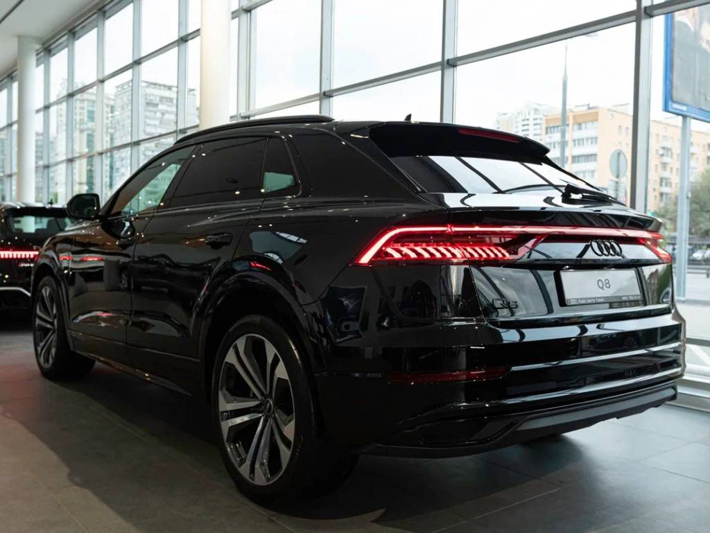 Audi Q8 50 TDI quattro tiptronic