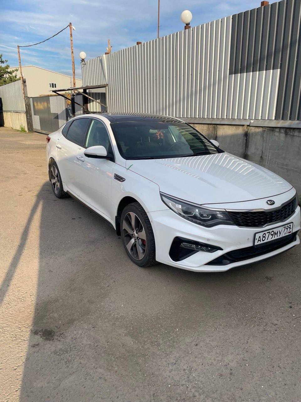 KIA Optima Лот 000002761