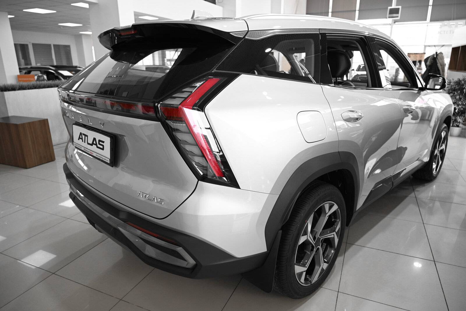 Geely Atlas Flagship Sport 2.0T 7DCT 2WD