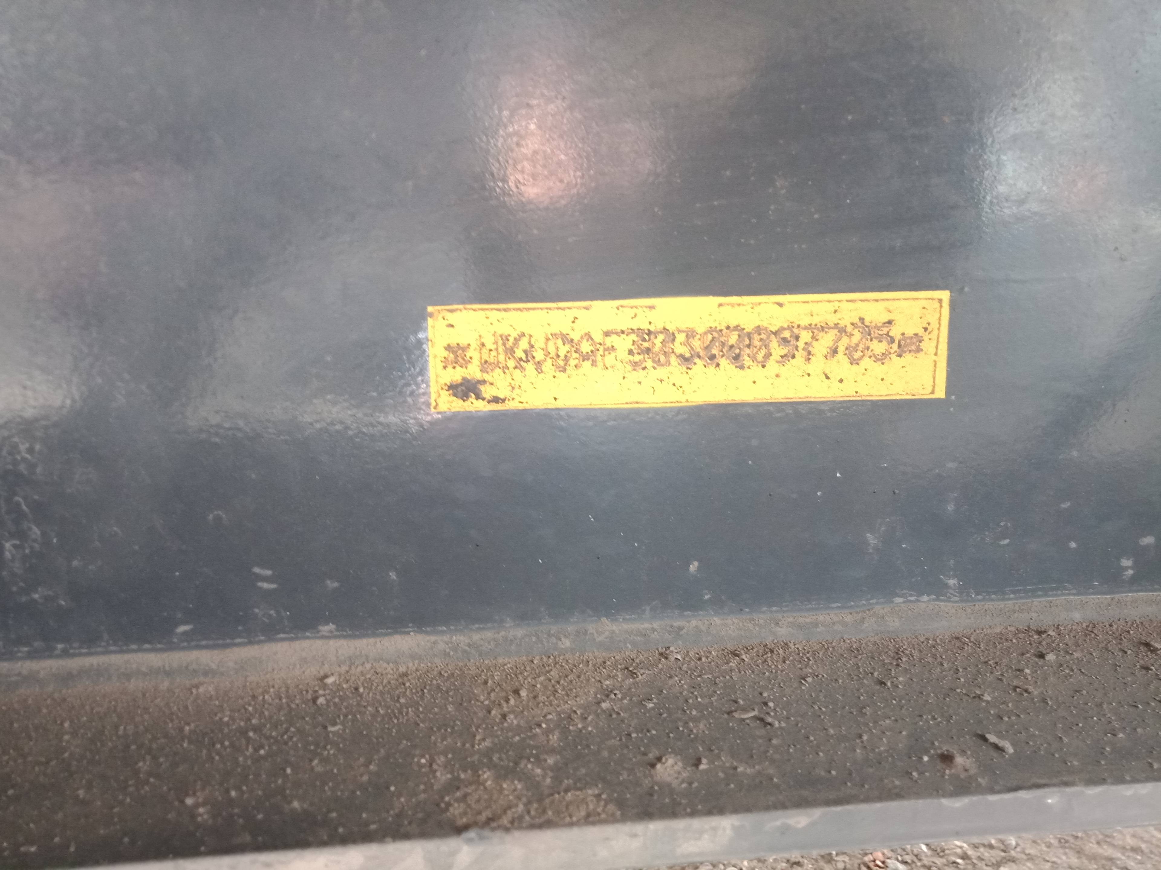 KASSBOHRER Шторный XS Лот 000008558