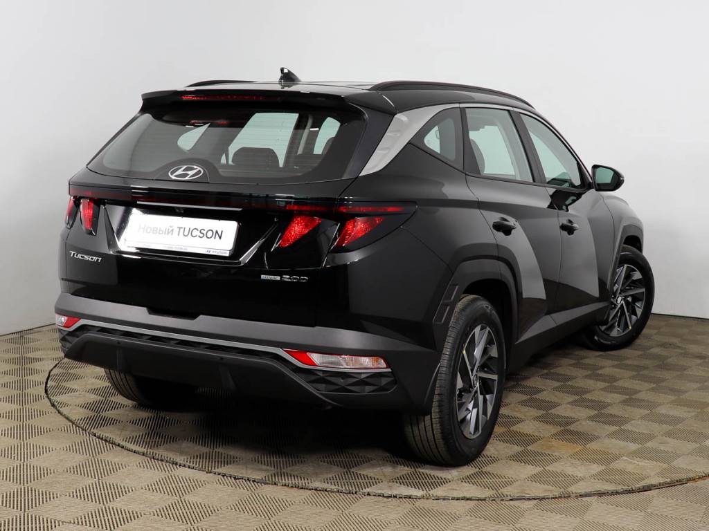 Hyundai Tucson Travel 2.0 6AT 4WD