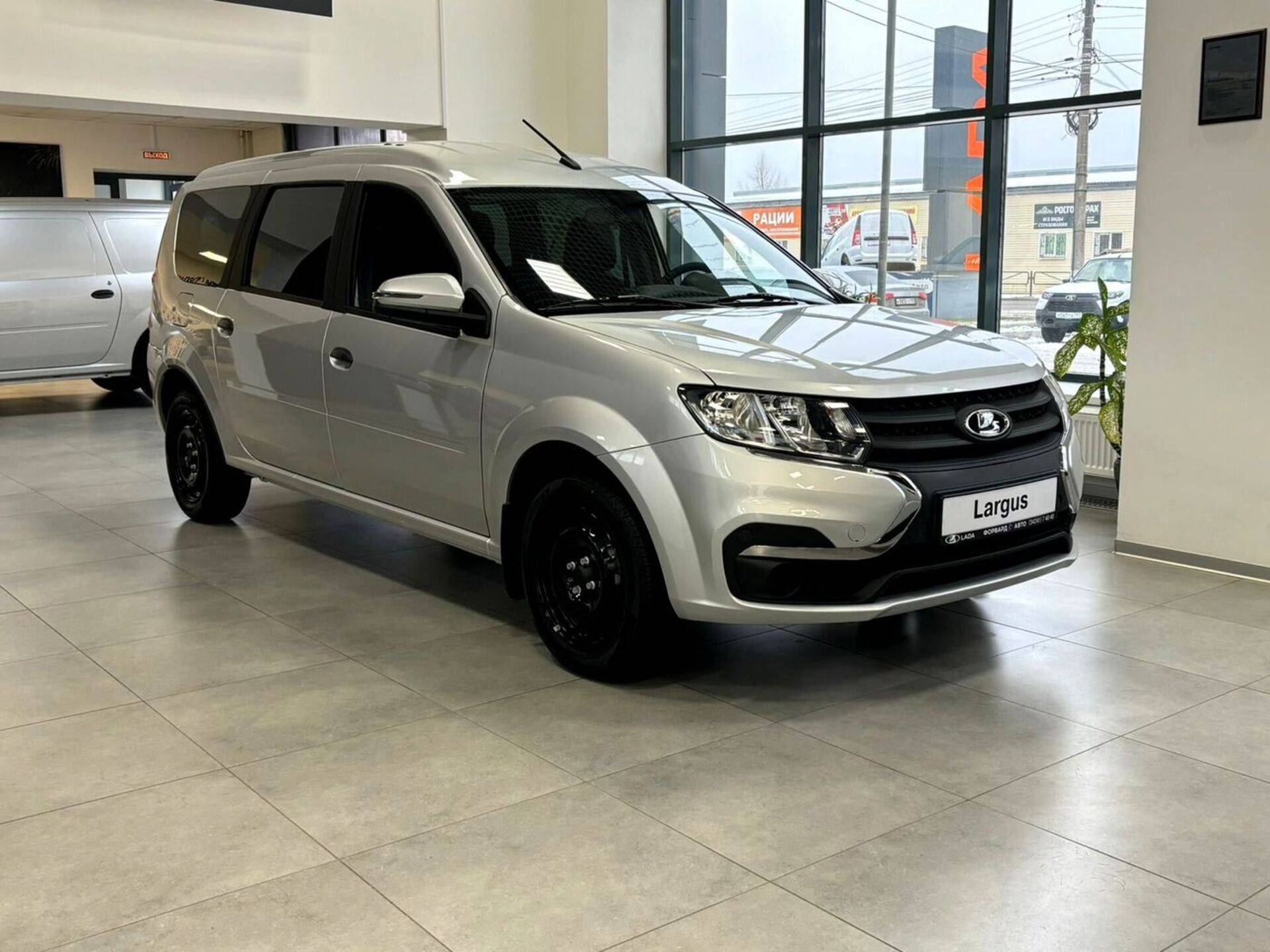 Lada Largus универсал Classic 5 мест 1.6 106hp 5MT