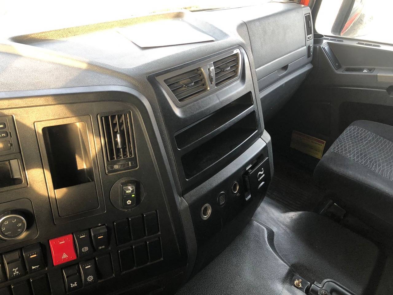 Shacman SX33186T366 Лот 000008389