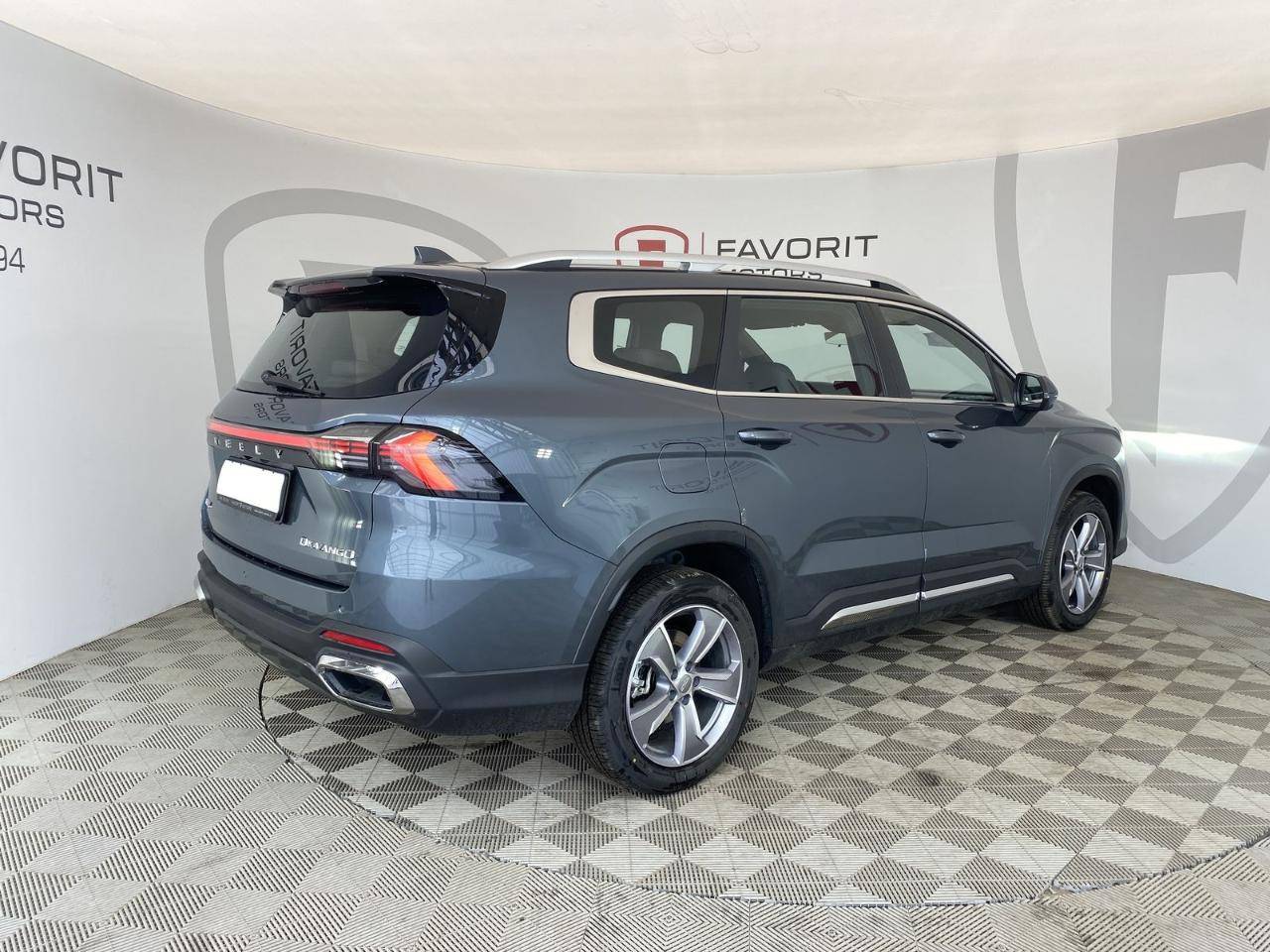 Geely Okavango Luxury 2.0T 7DCT 2WD