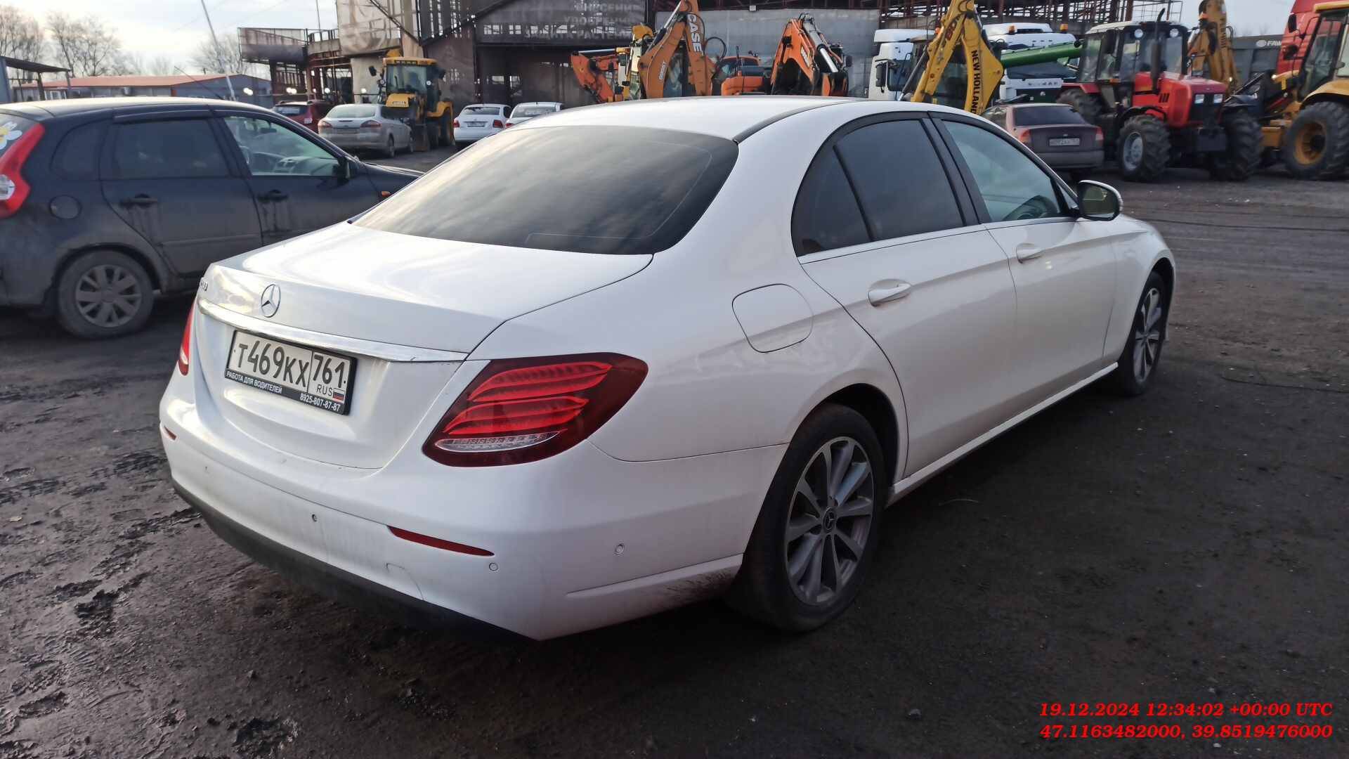 Mercedes-Benz E седан Лот 000005659