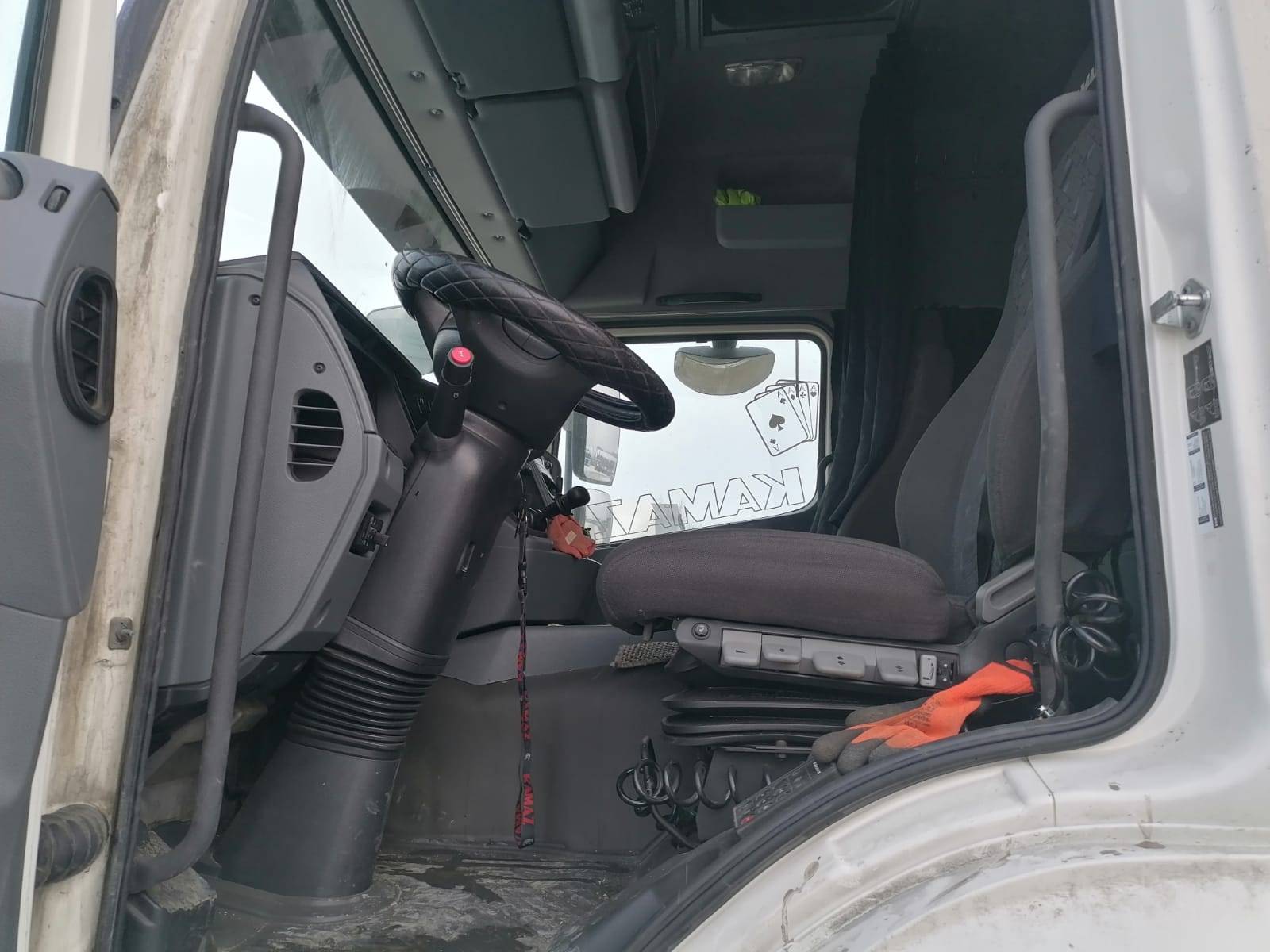 КАМАЗ 5490-S5 (M1840) Лот 000008001
