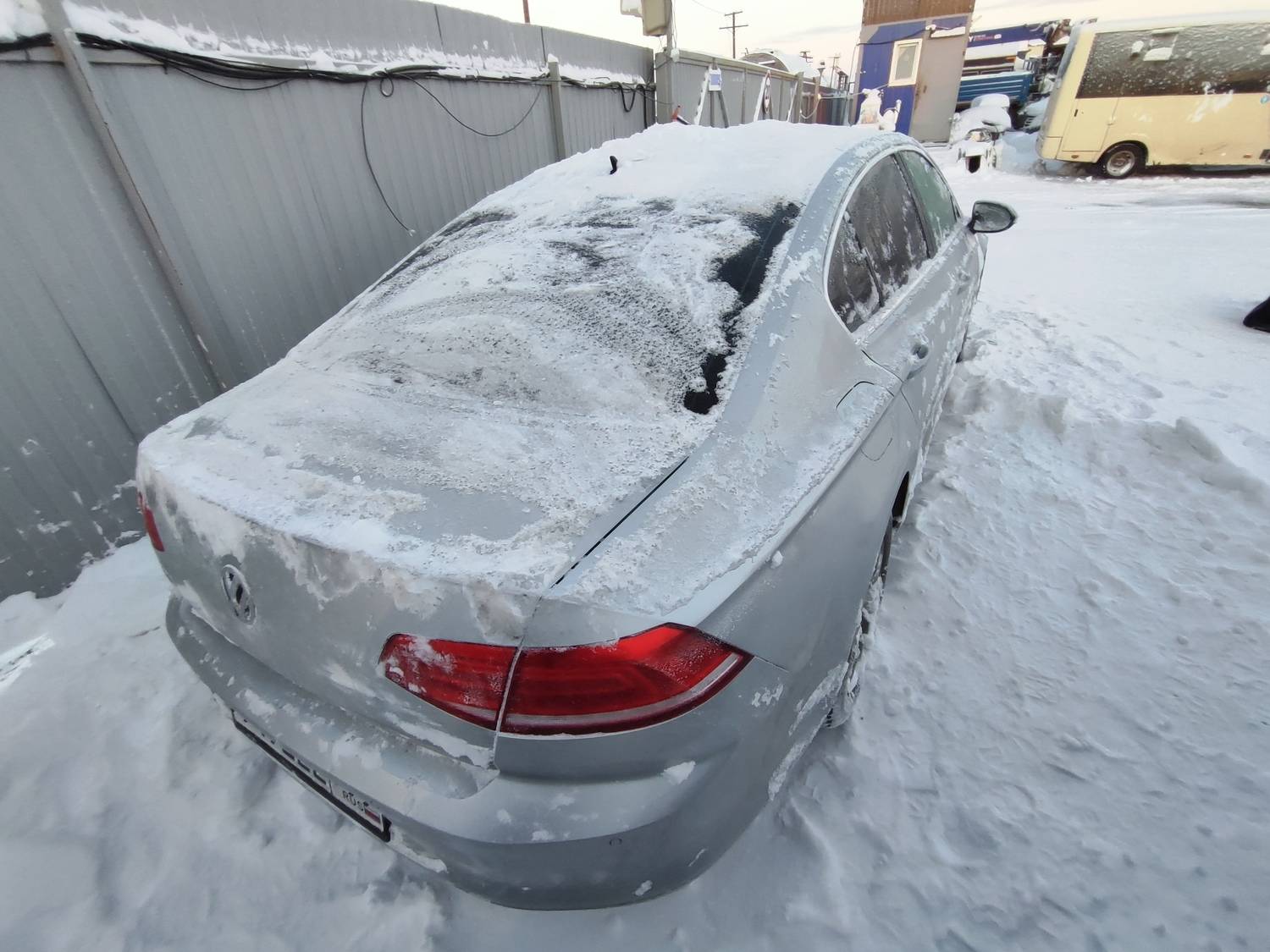 Volkswagen Passat Лот 000005419