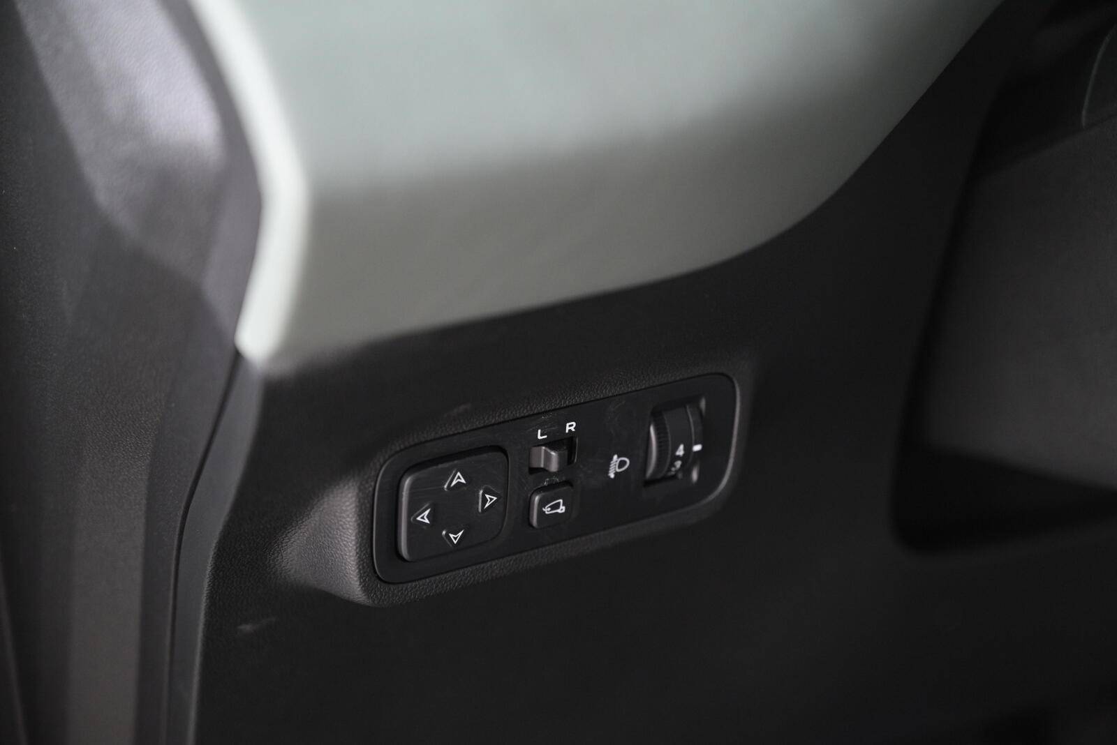 Changan Lamore Tech 1.5 DCT 180hp 2WD 