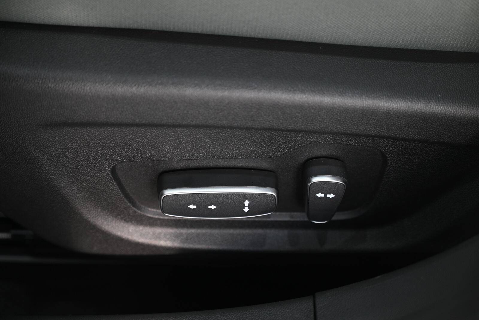 Changan Lamore Tech 1.5 DCT 180hp 2WD 