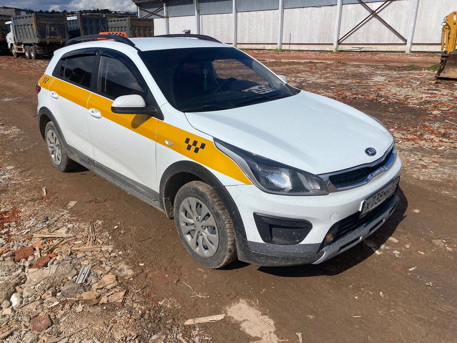 KIA Rio X-Line Лот 000004186