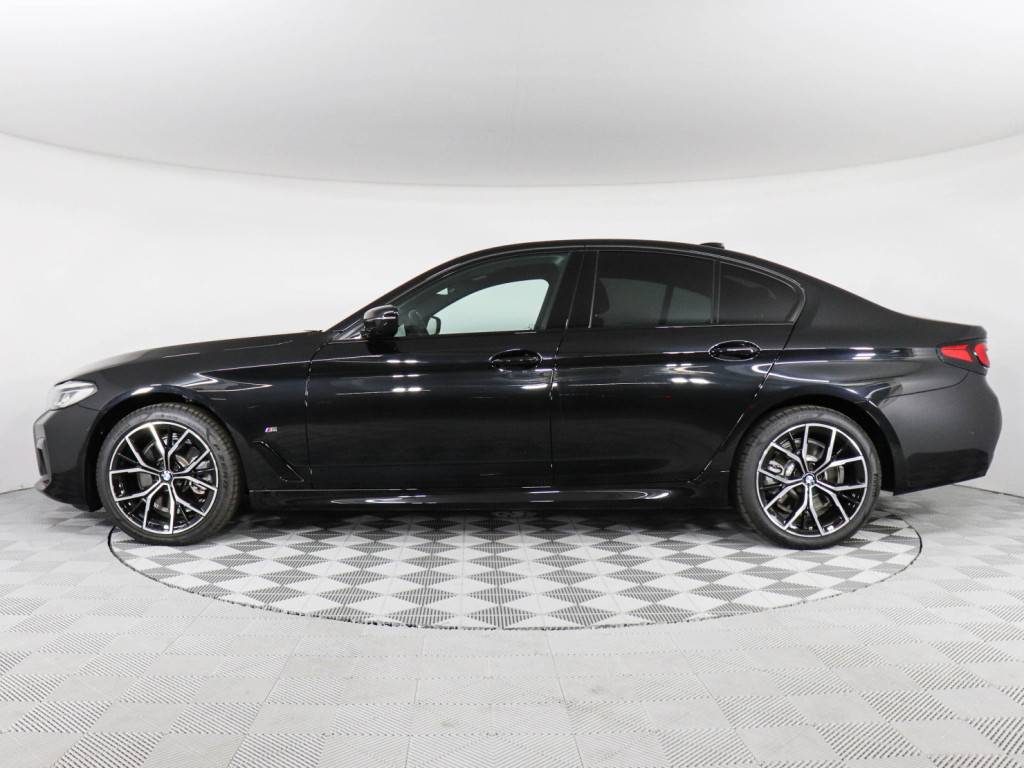 BMW 5 серия 520i