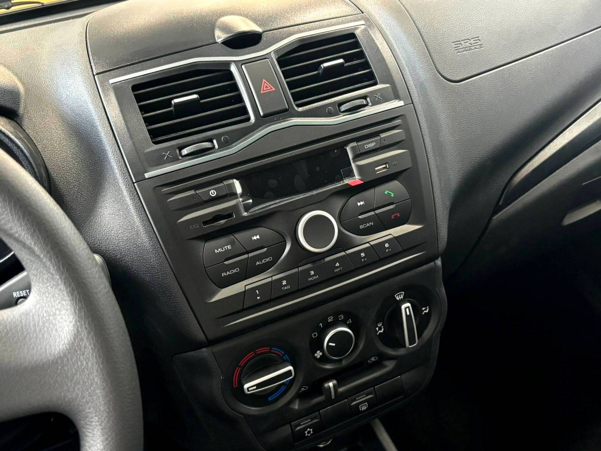 Lada Granta седан Comfort 24 1.6 106hp 5MT