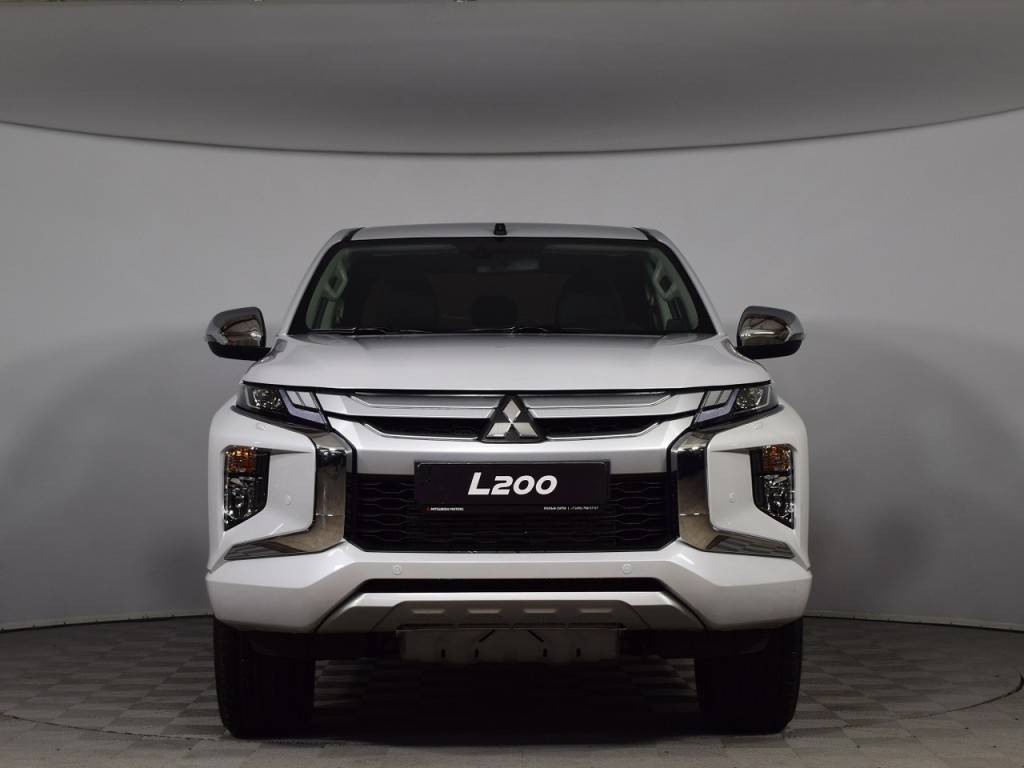 Mitsubishi L200 DC GL 2.4d 6MT