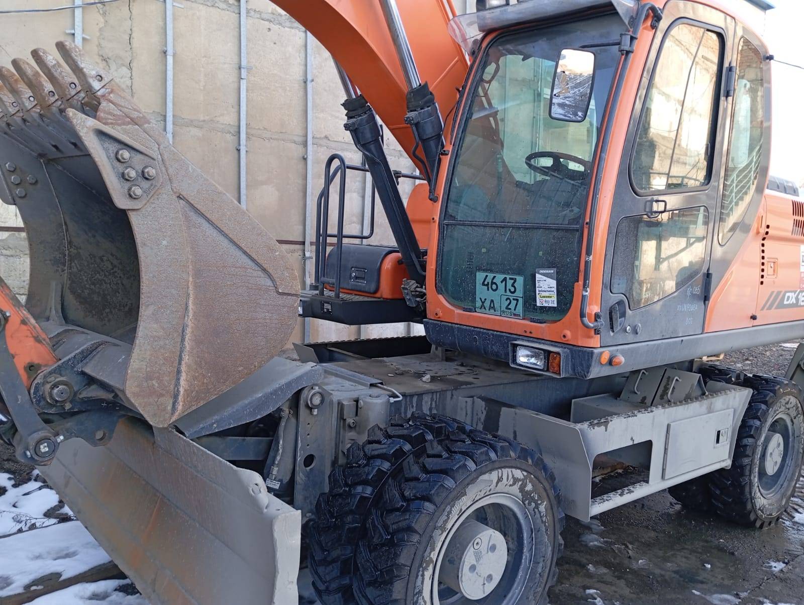 DOOSAN/DEVELON DX160W Лот 000002198