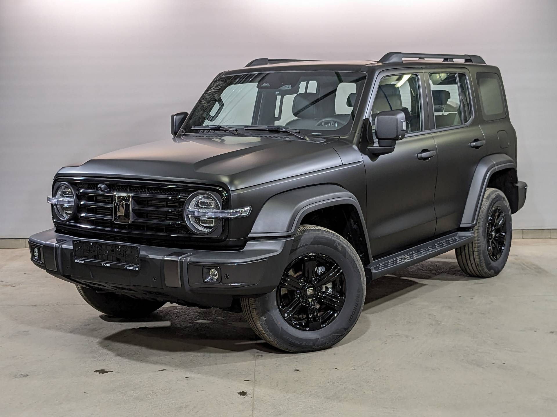 Tank 300 City Adventure 2.0 8AT 4WD
