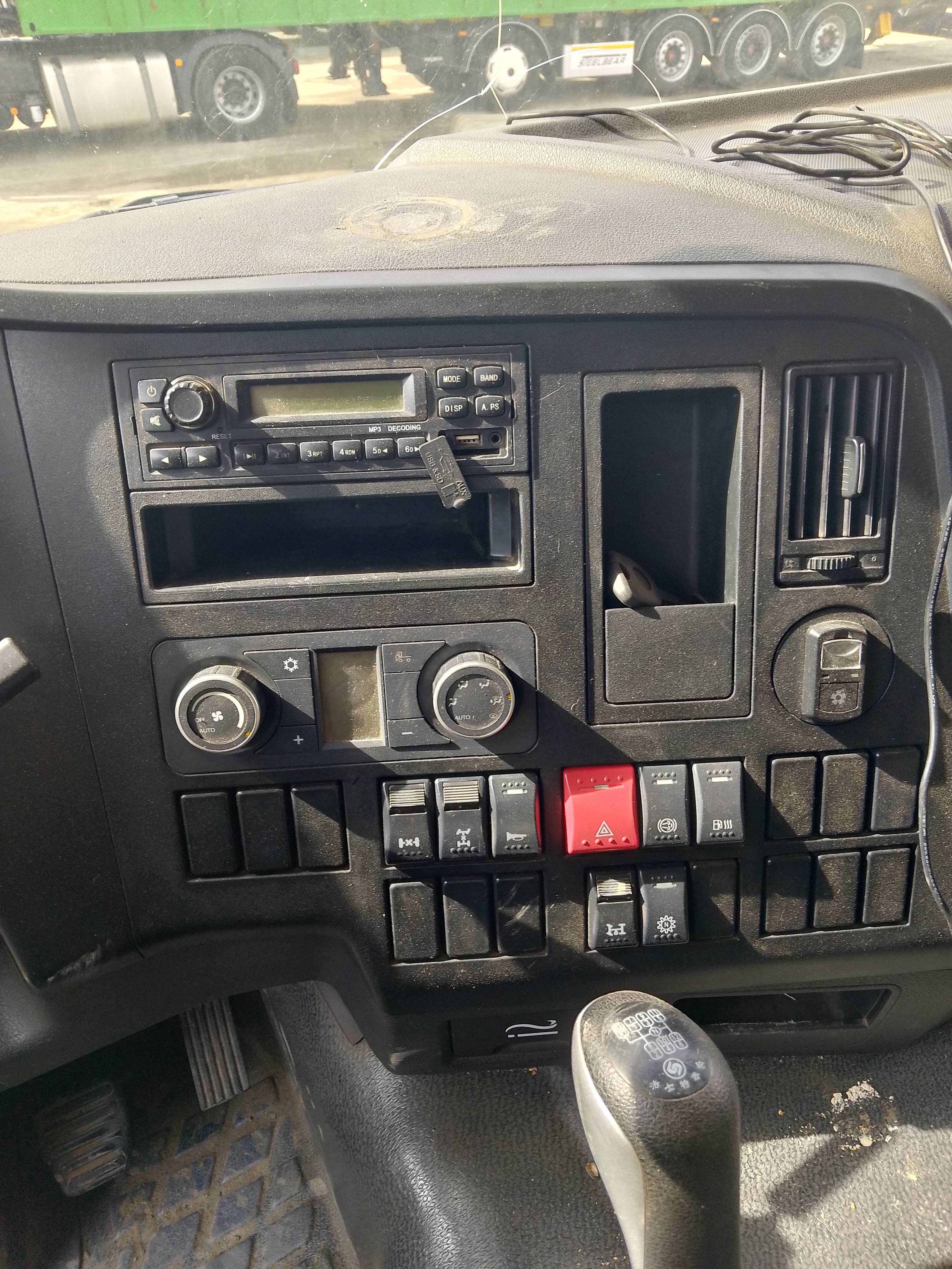 Shacman SX33186T366C Лот 000008536