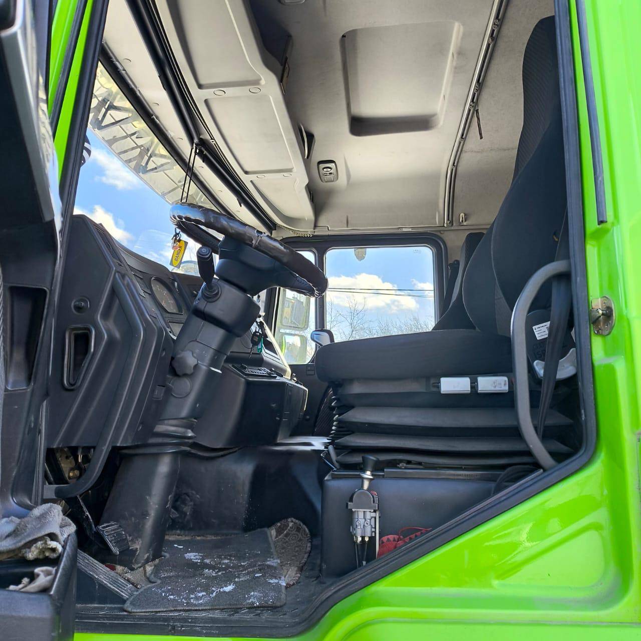 Shacman SX3258DR384 Лот 000008140