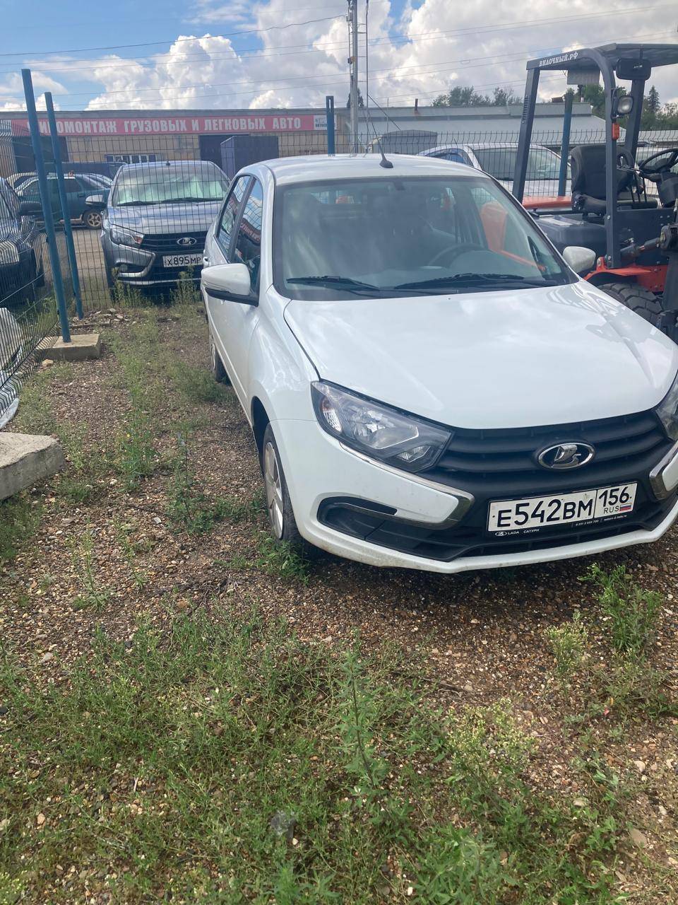 Lada Granta седан Лот 000003698