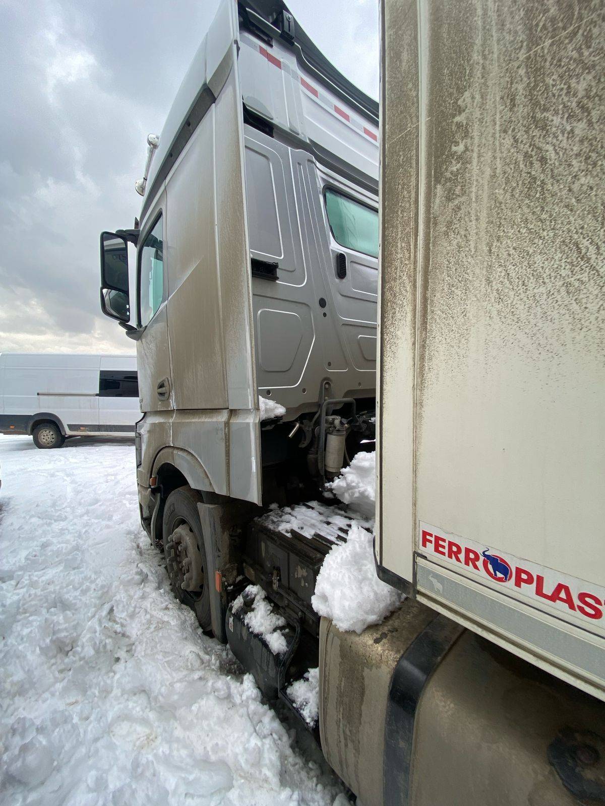 Mercedes-Benz Actros 1848 LS Лот 000008155