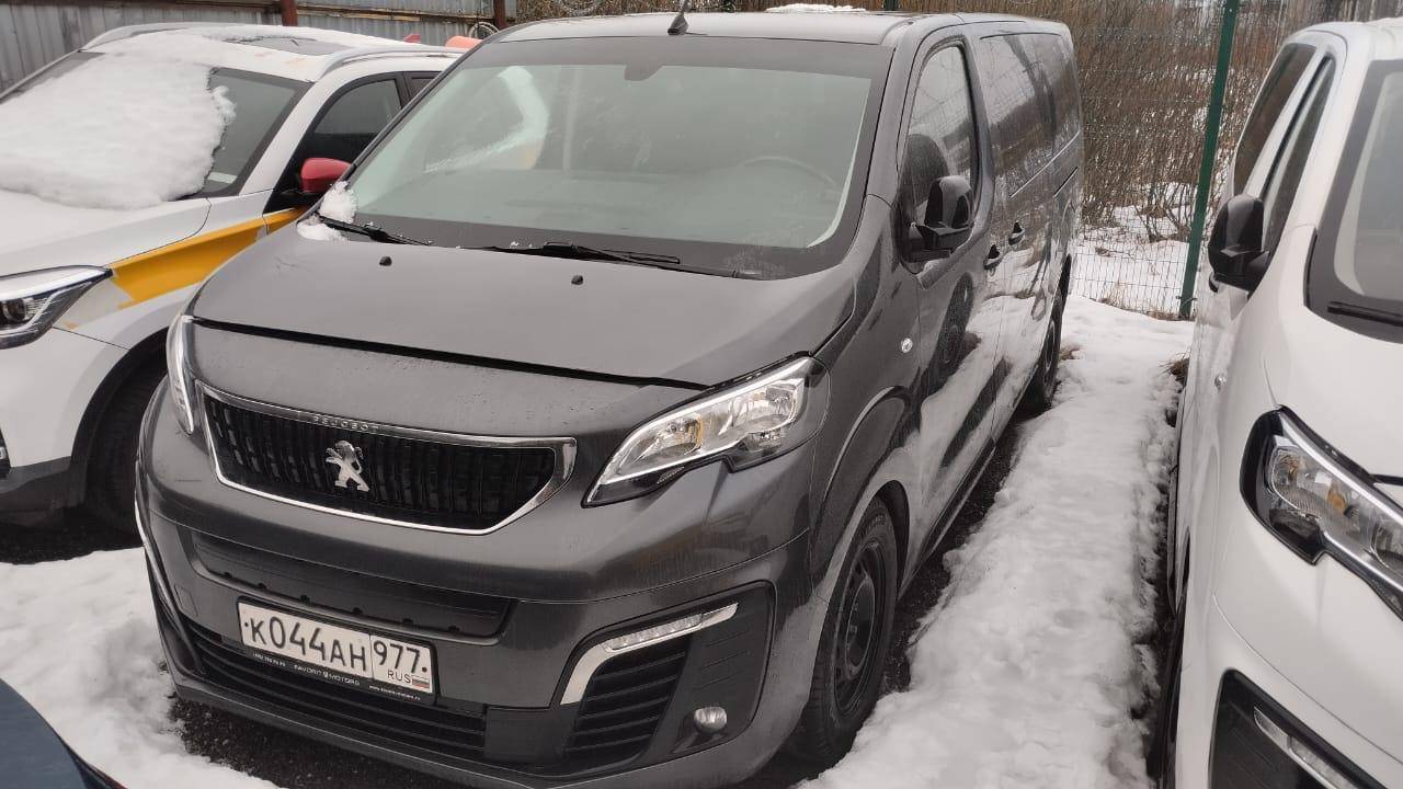 Peugeot Traveller Лот 000005923