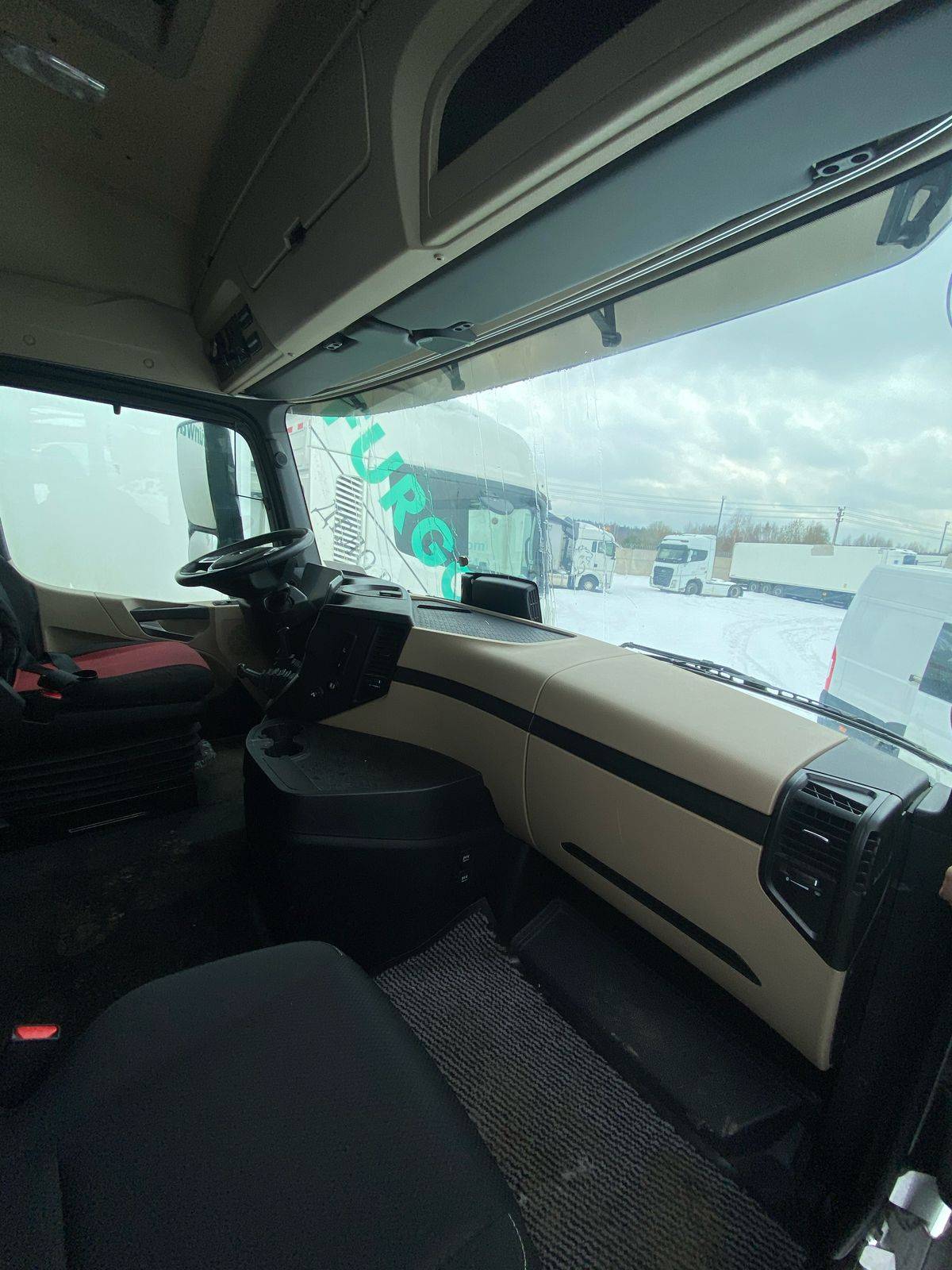 Mercedes-Benz Actros 1848 LS Лот 000008194