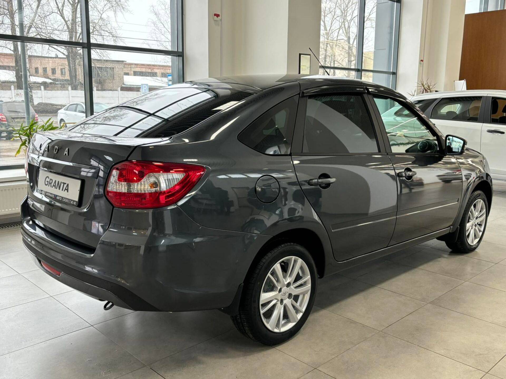 Lada Granta седан Comfort 24 1.6 106hp 5MT
