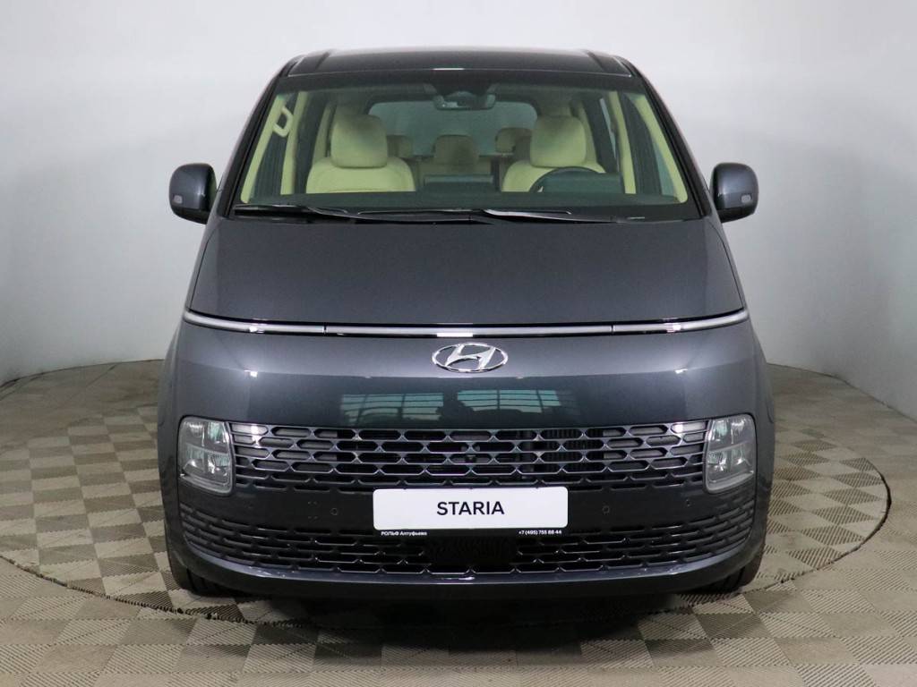 Hyundai Staria Premium 2.2 CRDi 8AT 4WD