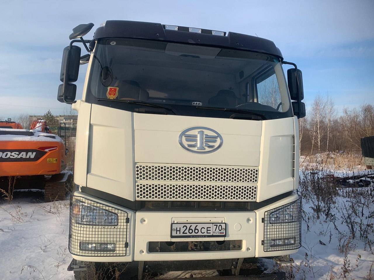 FAW CA3310P66K24T4E5 8х4 Лот 000005147