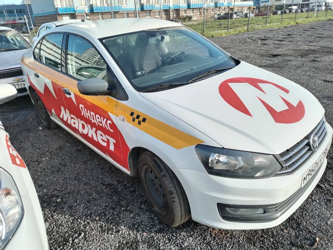 Volkswagen Polo Лот 000004330