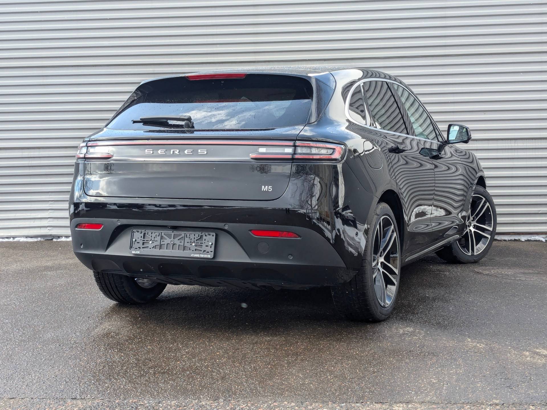Seres M5 Premium 1.5hyb AT 4WD