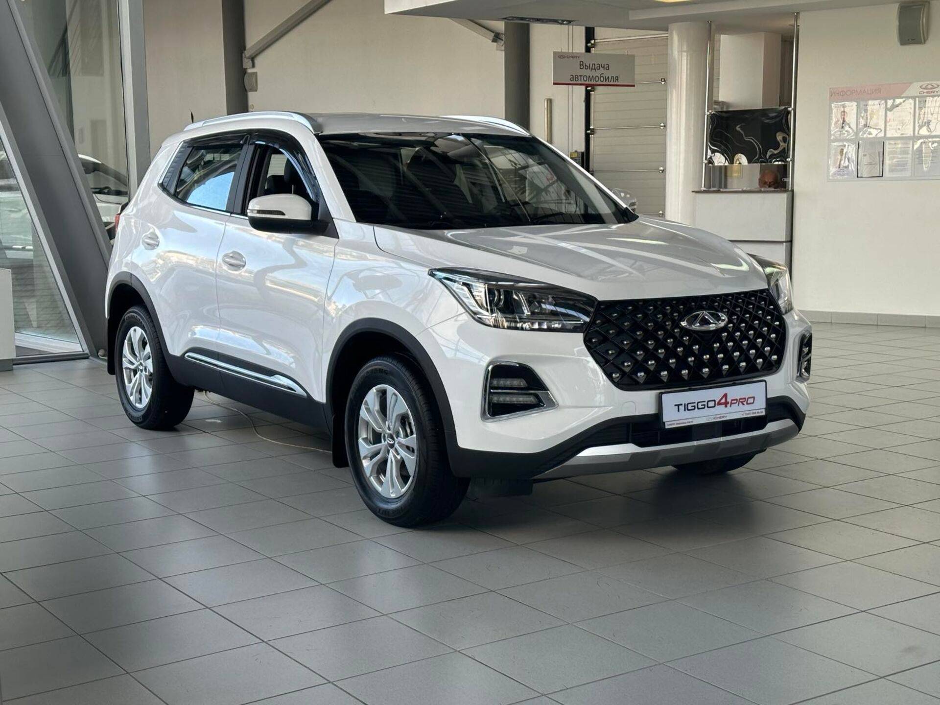 Chery Tiggo 4 PRO Action