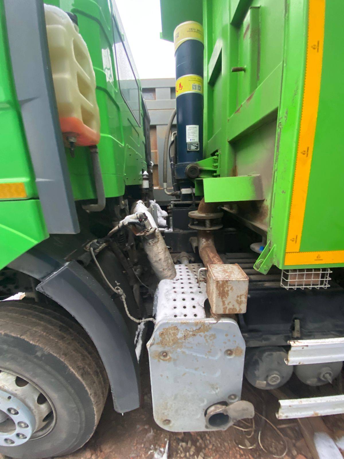 FAW CA3250P66K24T1E5 6х4 Лот 000000675