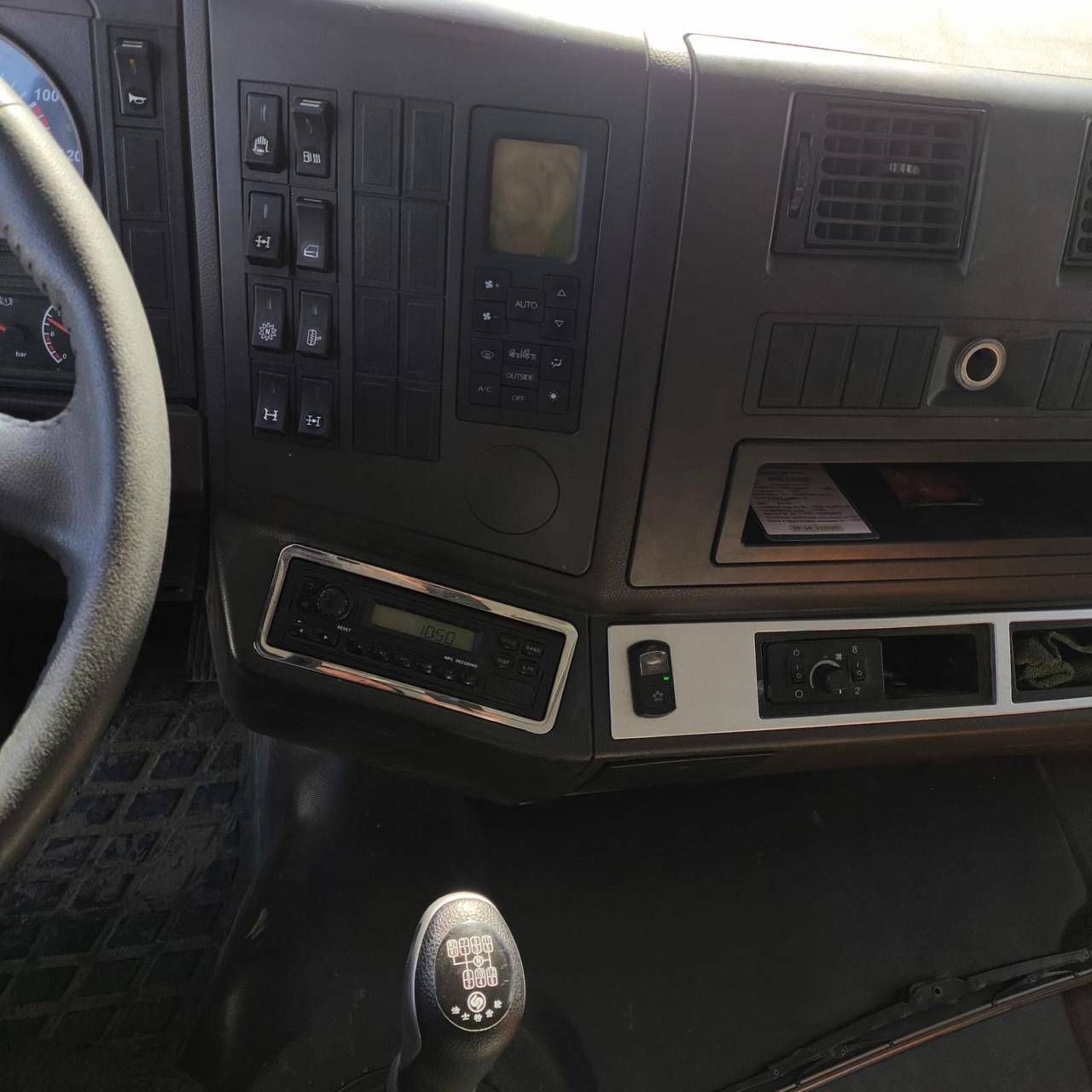 Shacman SX3258DR384 Лот 000008054