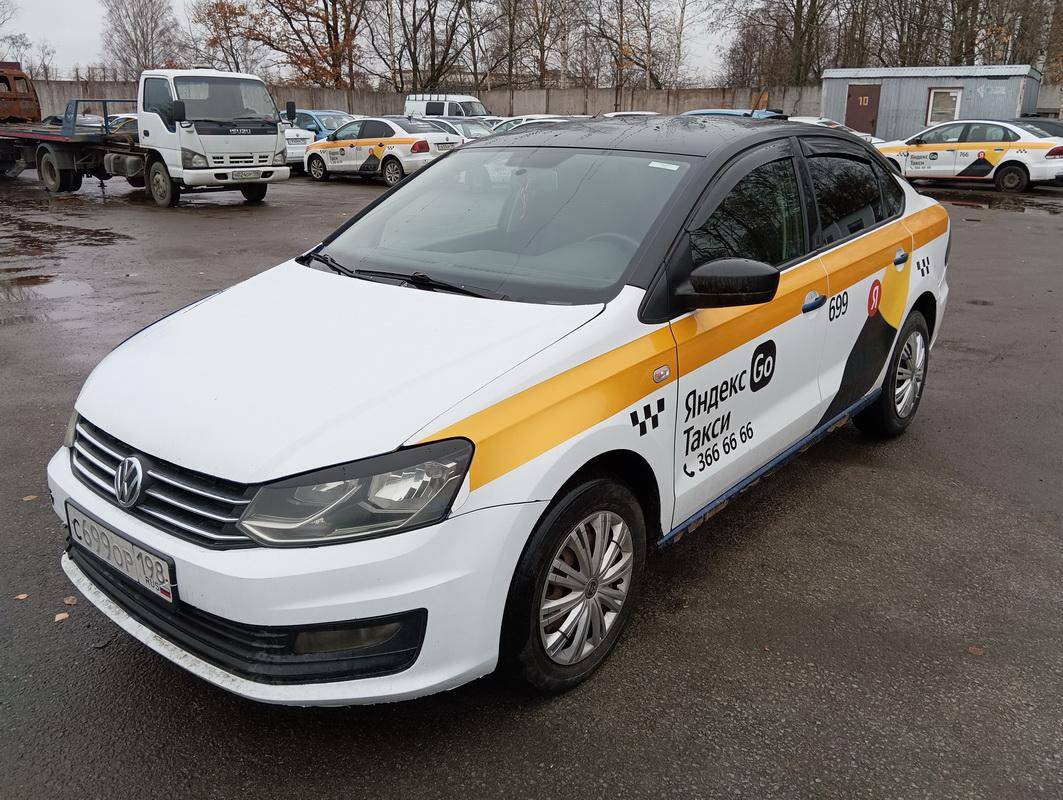 Volkswagen Polo Лот 000006712